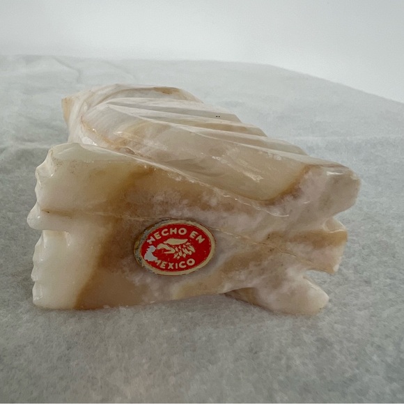 Vintage owl onyx, paperweight collectible figurine decoration Carved Marble Owl - Picture 10 of 16